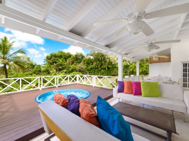 4 Bed House/Villa For Sale in Holders Hill Barbados